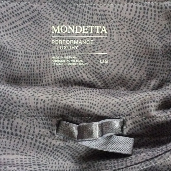 Mondetta - Performance + Luxury Side Pocket Legging - Picture 4 of 5